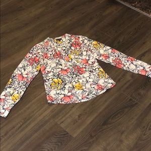 Size XS long sleeve floral blouse